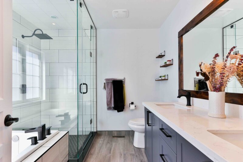 een moderne badkamer