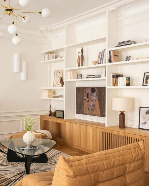 Tv inbouwen in muur als kunstobject