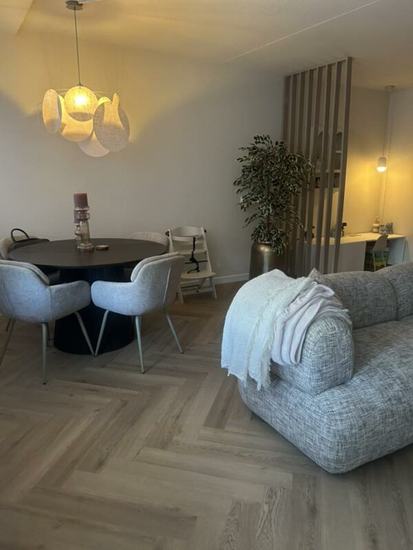 Sandy Beach van Flexa in een Woonkamer