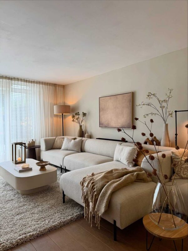 Bruin met beige of crème combineren in een interieur